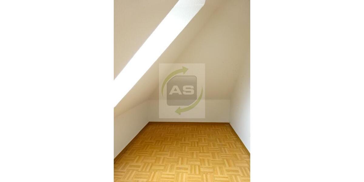Dachgeschoßwohnung Wilkau-Haßlau Haßlau - 3 Zimmer, 50 m&sup2;, 349&euro; | Angebot:26134443
