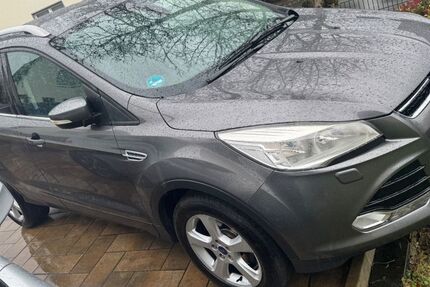 Ford Kuga 167.000 km 6.700 &euro; Versmold 33775