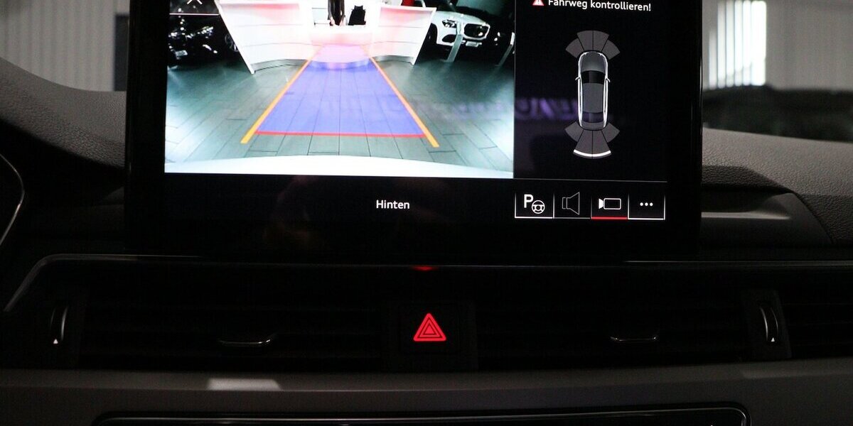 Audi A4 LIMOUSINE 40 TDI S-LINE / MATRIX-LED / 109.000 km 27.994 &euro; Hamm 59077