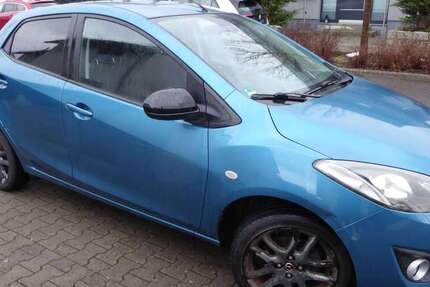 Mazda 2 155.630 km 3.800 &euro; Lampertheim 68623