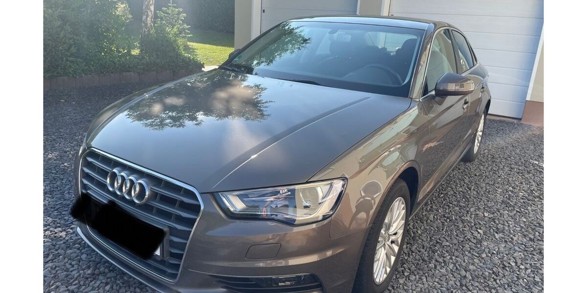 Audi A3 119.500 km 13.636 &euro; Hennef (Sieg) 53773