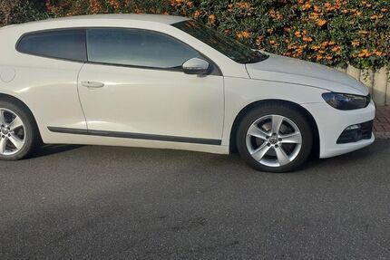 VW Scirocco 49.900 km 10.900 &euro; Hünstetten 65510