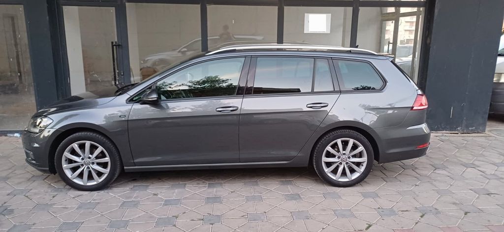 VW Golf 256.000 km 9.700 &euro; Trier 54290