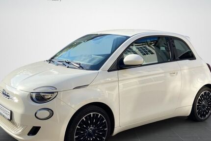 Fiat 500e 26.135 km 19.990 € Rosenheim 83022