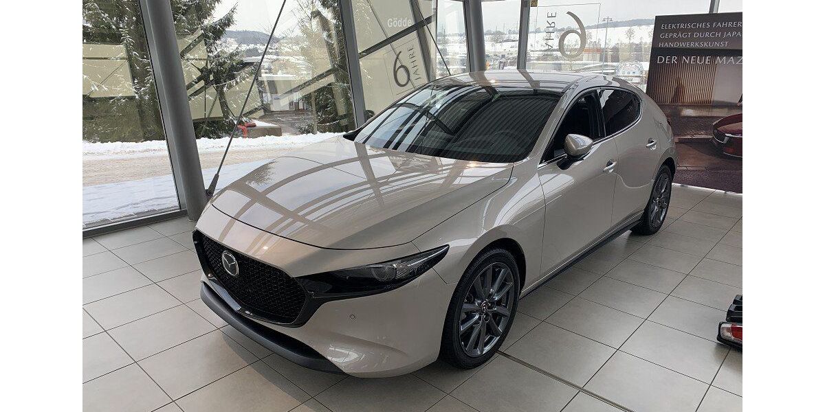 Mazda 3 3.051 km 28.450 &euro; Meschede 59872