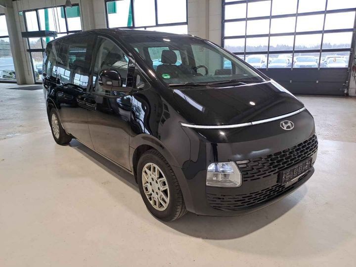 Hyundai STARIA 109.000 km 30.990 &euro; Bad Langensalza 99947