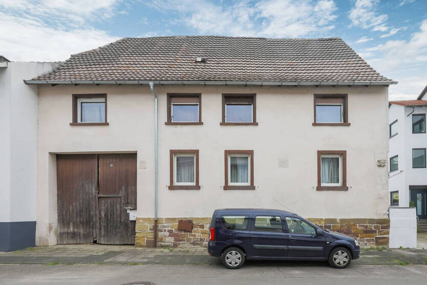 Einfamilienhaus mit großem Garten in ruhiger Lage von Dettenheim