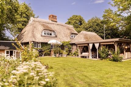 Haus Neustadt in Holstein - 5 Zimmer, 140 m&sup2;, 725.000&euro; | Angebot:26062806