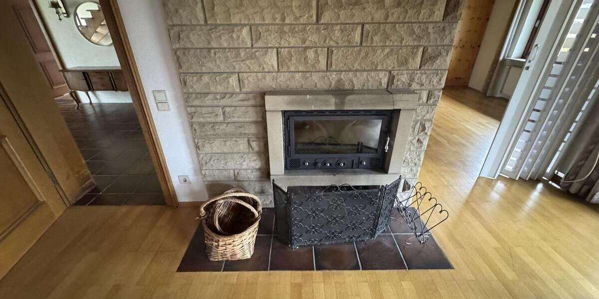 Haus zum Mieten in Sinsheim 2.100 € 240 m² 6 zimmer