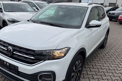 VW T-Cross 81.147 km 16.990 &euro; Butzbach 35510