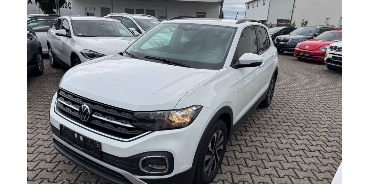 VW T-Cross 81.147 km 16.990 &euro; Butzbach 35510