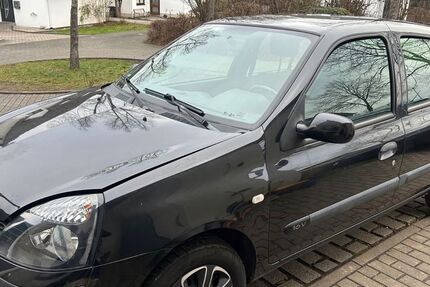 Renault Clio 157.000 km 1.400 &euro; Kirn 55606