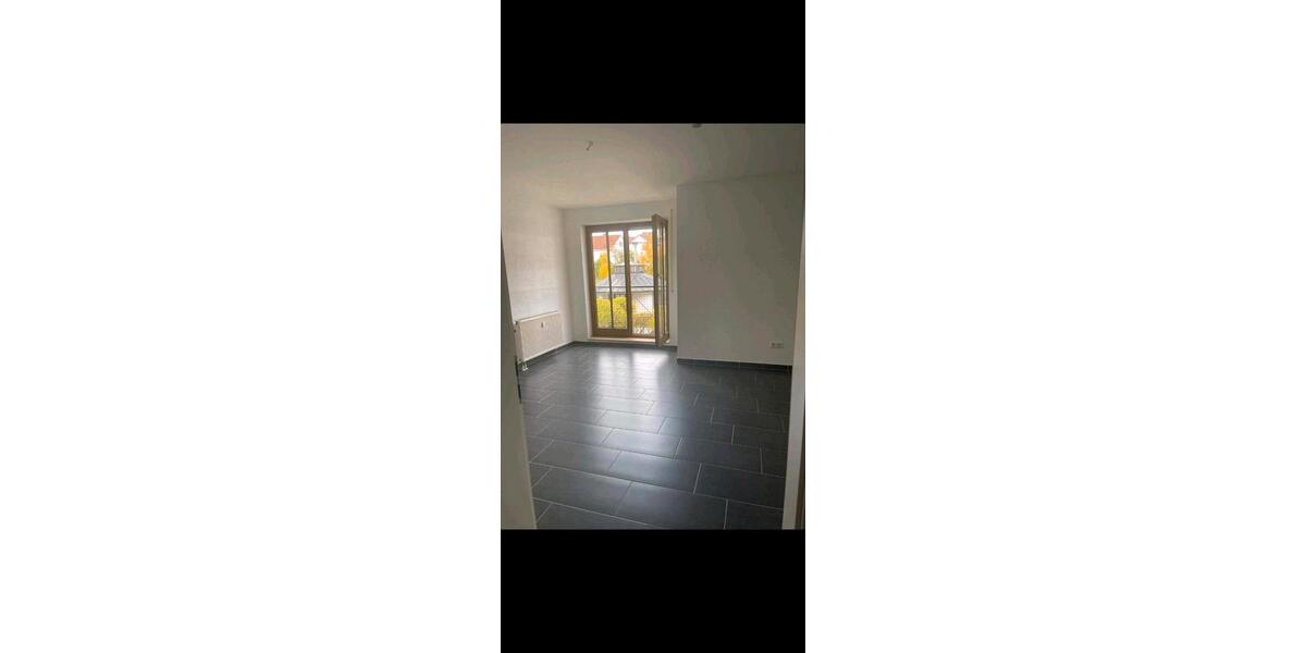 Etagenwohnung Eningen unter Achalm - 3.5 Zimmer, 89 m&sup2;, 319.000&euro; | Angebot:27079111