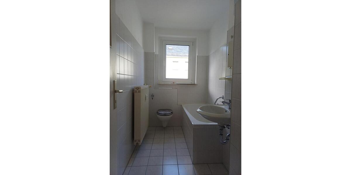Etagenwohnung Bad Lobenstein - 3 Zimmer, 59 m&sup2;, 395&euro; | Angebot:26550745