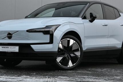 Volvo EX30 9.884 km 37.890 &euro; Paderborn 33106