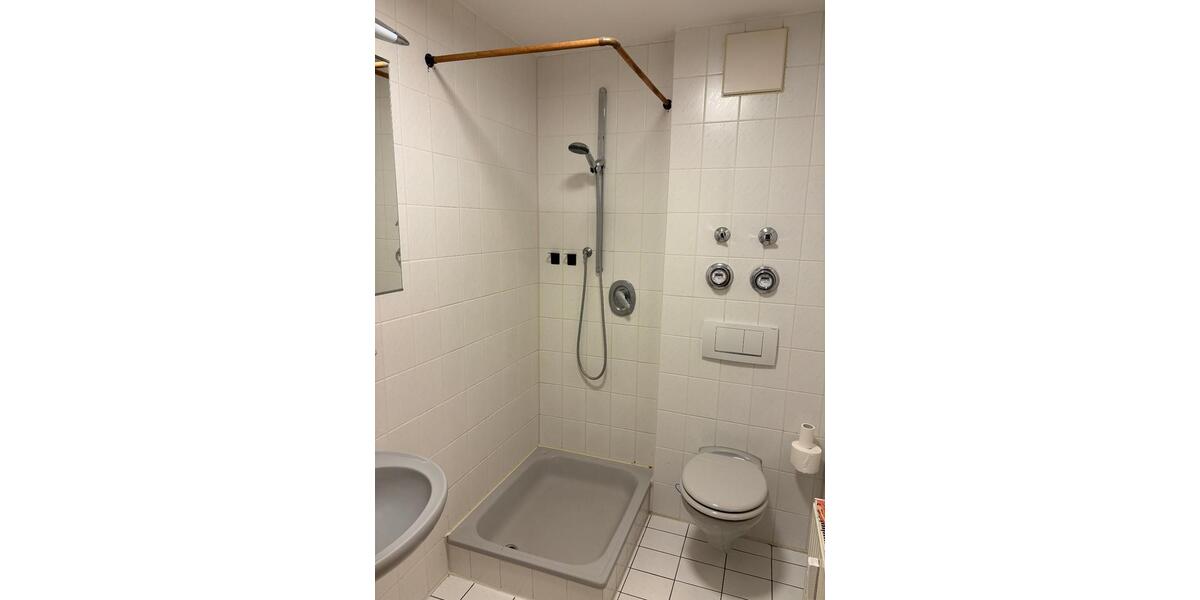Etagenwohnung Sachsenheim - 1 Zimmer, 35 m&sup2;, 420&euro; | Angebot:26404835