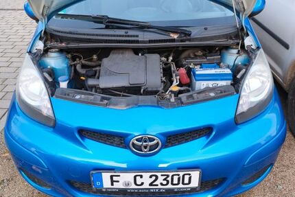 Toyota Aygo (X) 133.000 km 2.700 &euro; Darmstadt 64295