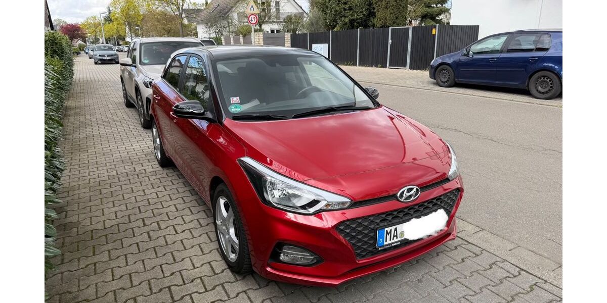 Hyundai i20 30.000 km 12.900 &euro; Mannheim 68199