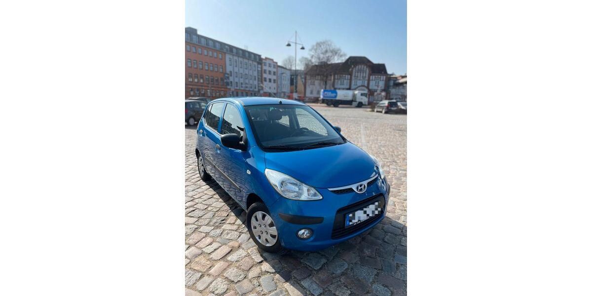 Hyundai i10 140.000 km 2.499 &euro; Flensburg 24939
