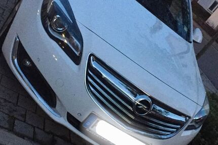 Opel Insignia 113.000 km 8.000 &euro; Salzkotten 33154