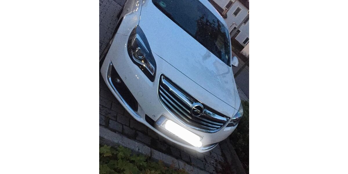 Opel Insignia 113.000 km 8.000 &euro; Salzkotten 33154