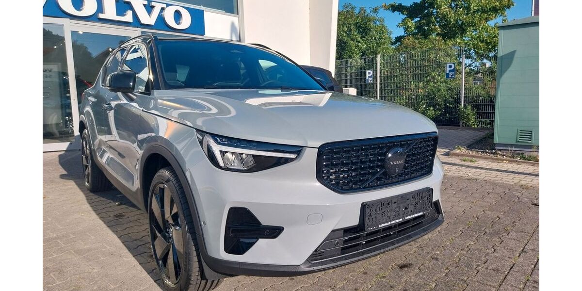 Volvo XC40 1.500 km 45.900 &euro; Nordhorn 48527