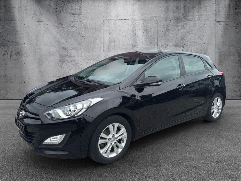 i30