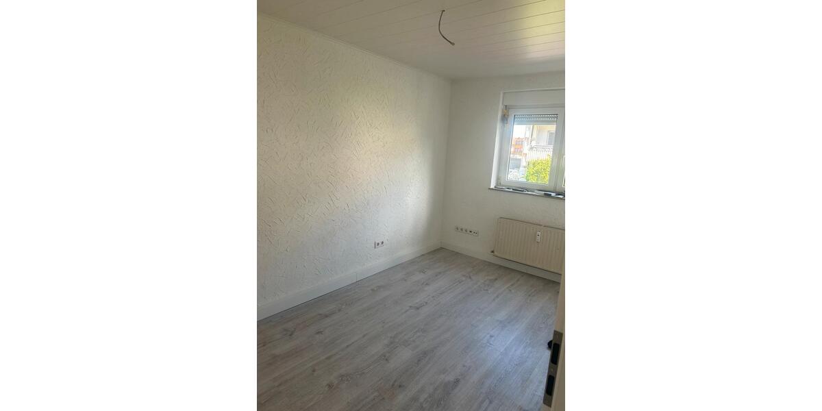 Etagenwohnung Öhringen - 3 Zimmer, 65 m&sup2;, 229.000&euro; | Angebot:26252354