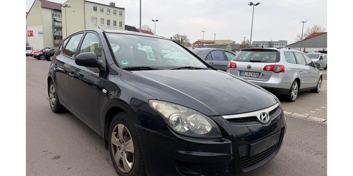 Hyundai i30 108.000 km 1.499 &euro; Magdeburg 39112