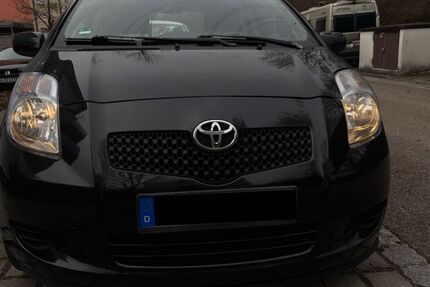Toyota Yaris 163.893 km 1.500 &euro; Unterschleißheim 85716