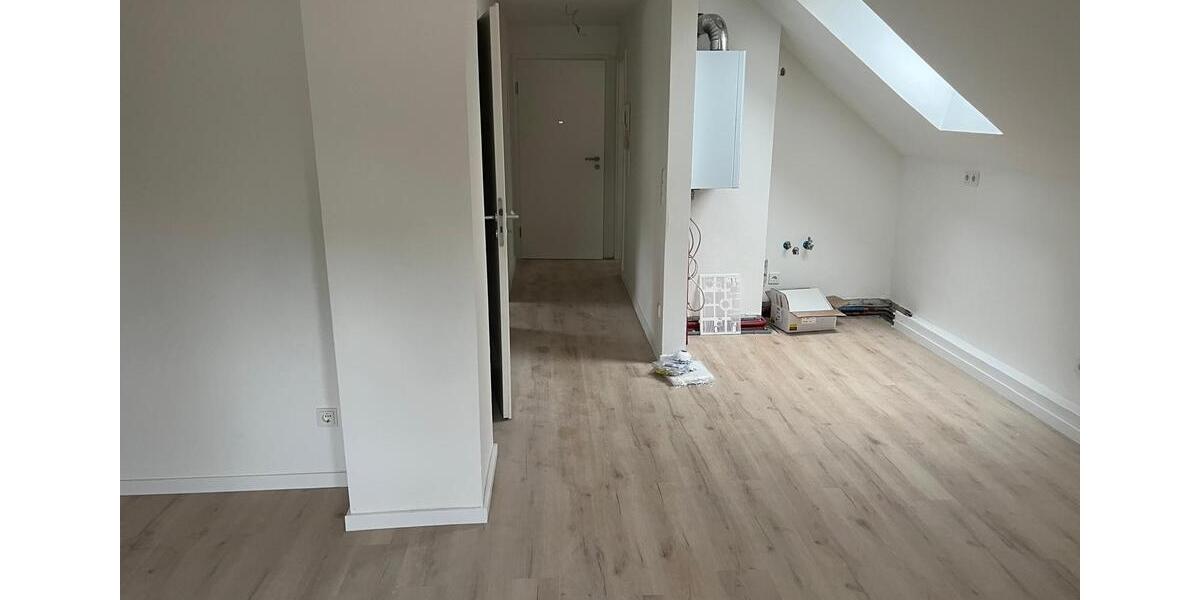 Dachgeschoßwohnung Bonn Bad Godesberg - 2 Zimmer, 37 m&sup2;, 590&euro; | Angebot:24951260