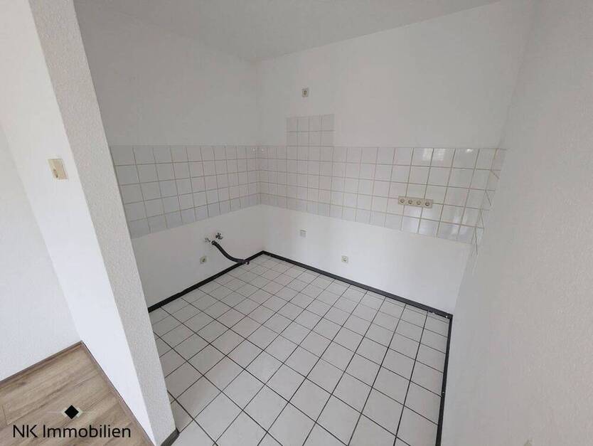 ++ wunderschöne 2-Raum-Wohnung in Schloßchemnitz - ab sofort bezugsfrei ++