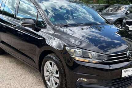 VW Touran 131.000 km 19.499 &euro; Stuttgart 70567
