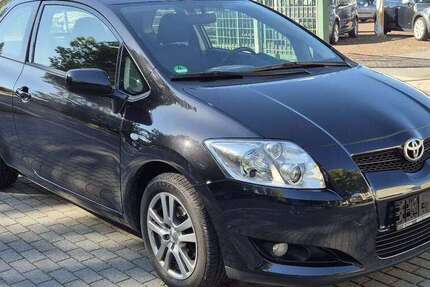 Toyota Auris 122.000 km 4.990 € Chemnitz 09120