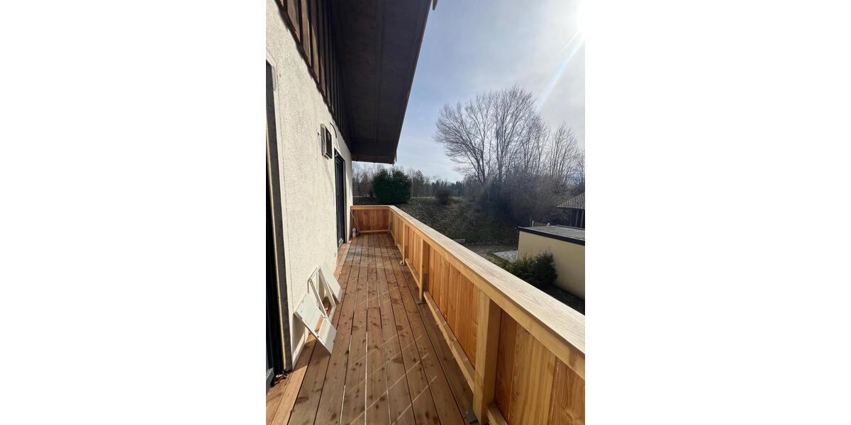 Etagenwohnung Freilassing - 4 Zimmer, 82 m&sup2;, 1.480&euro; | Angebot:25440164