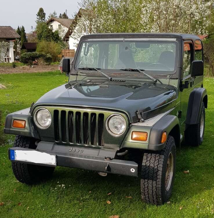 Jeep Wrangler 190.300 km 9.800 € Übersee 83236