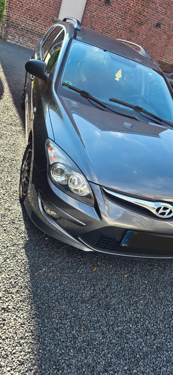 Hyundai i30 154.320 km 2.999 € Viersen 41748