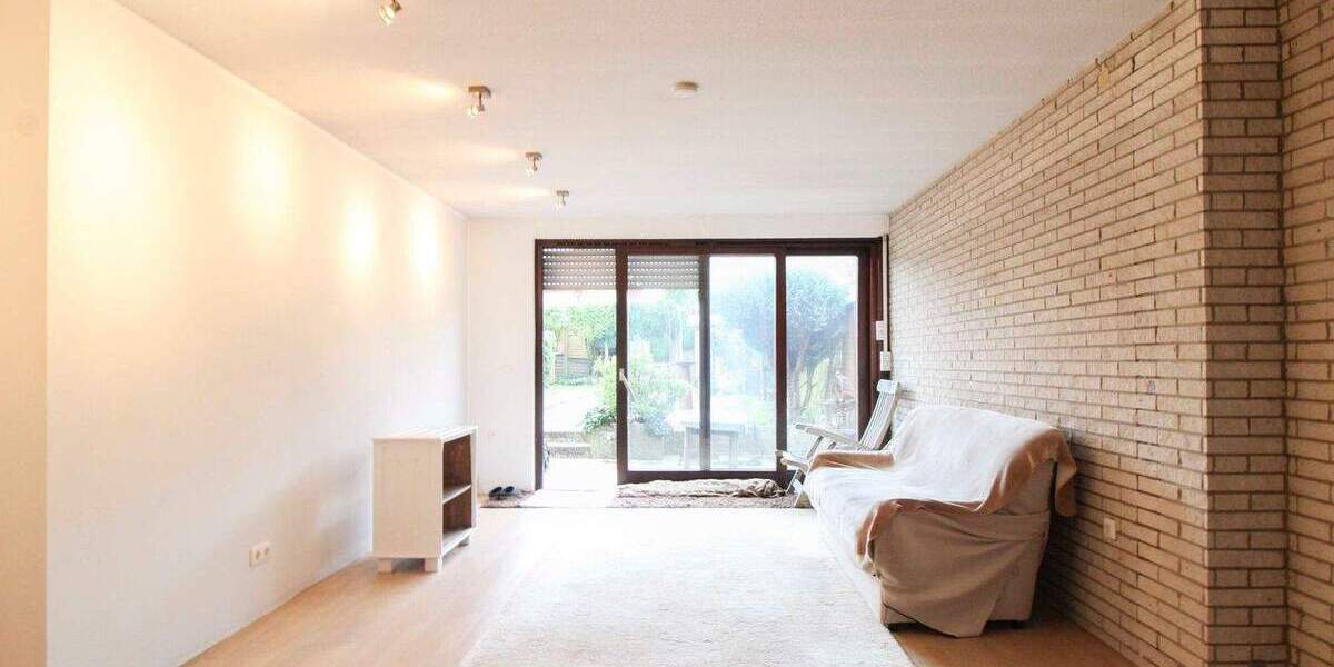 Charmantes Reihenmittelhaus mit moderner Einbauküche und kleinem Garten 3 zimmer