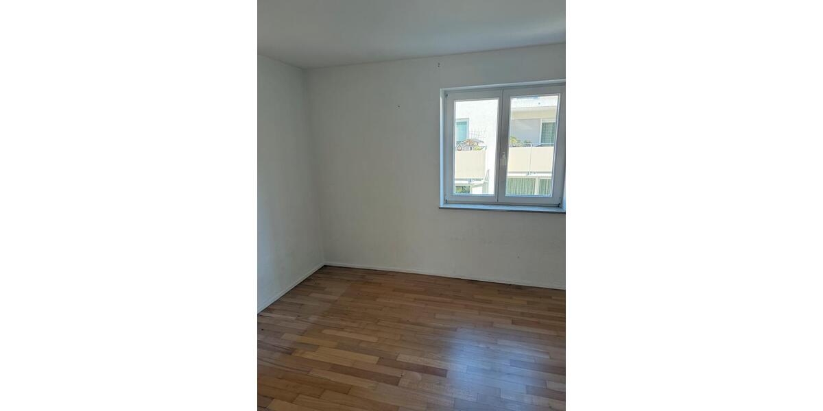 Etagenwohnung Weingarten - 2 Zimmer, 49 m&sup2;, 228.000&euro; | Angebot:27076264