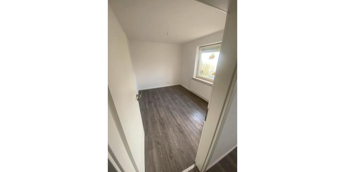 Einfamilienhaus Westerstede - 7 Zimmer, 140 m&sup2;, 1.350&euro; | Angebot:26700533