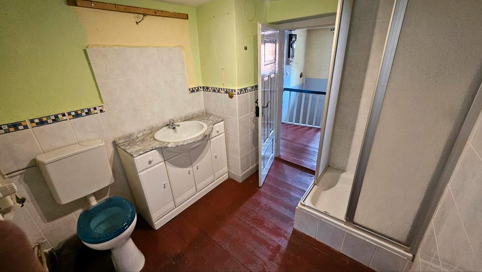 Einfamilienhaus Alsfeld - 3 Zimmer, 90 m&sup2;, 65.000&euro; | Angebot:26950126