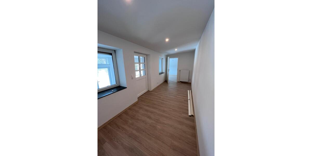 Doppelhaushälfte Stendal - 3 Zimmer, 101 m&sup2;, 1.500&euro; | Angebot:26531243