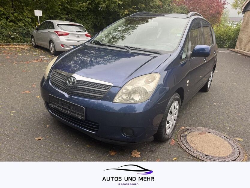 Toyota Corolla Verso 273.000 km 1.799 € Paderborn 33100