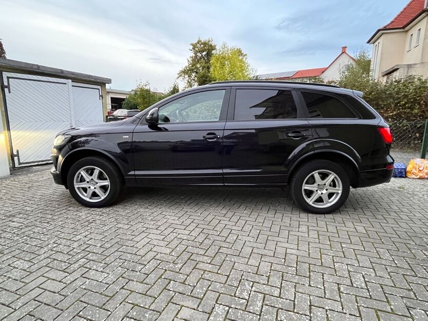 Audi Q7 179.000 km 18.900 € Offenbach 63069