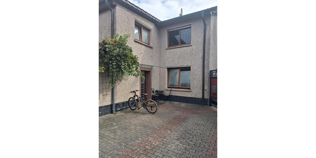 Doppelhaushälfte Salzwedel - 4.5 Zimmer, 100 m&sup2;, 240.000&euro; | Angebot:27462152