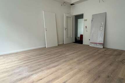 Wohnung Wuppertal Elberfeld - 5 Zimmer, 111 m&sup2;, 1.100&euro; | Angebot:26002164