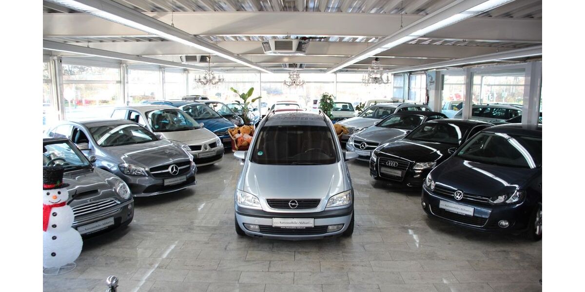 Opel Zafira 200.000 km 2.990 &euro; Essen 45356