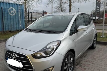 Hyundai ix20 42.560 km 9.900 &euro; großbeeren 14979