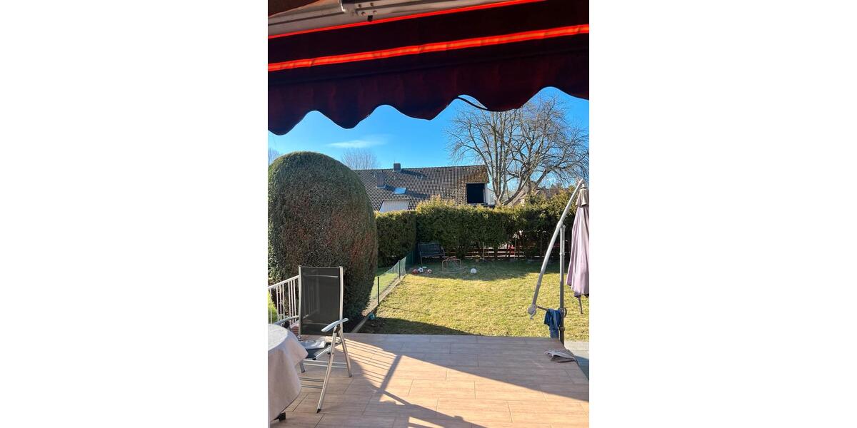 Reihenhaus Garbsen - 5 Zimmer, 130 m&sup2;, 1.800&euro; | Angebot:25324060