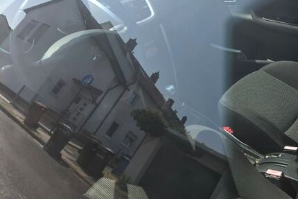 Peugeot 207 78.500 km 3.200 &euro; ludwigshafen 67067